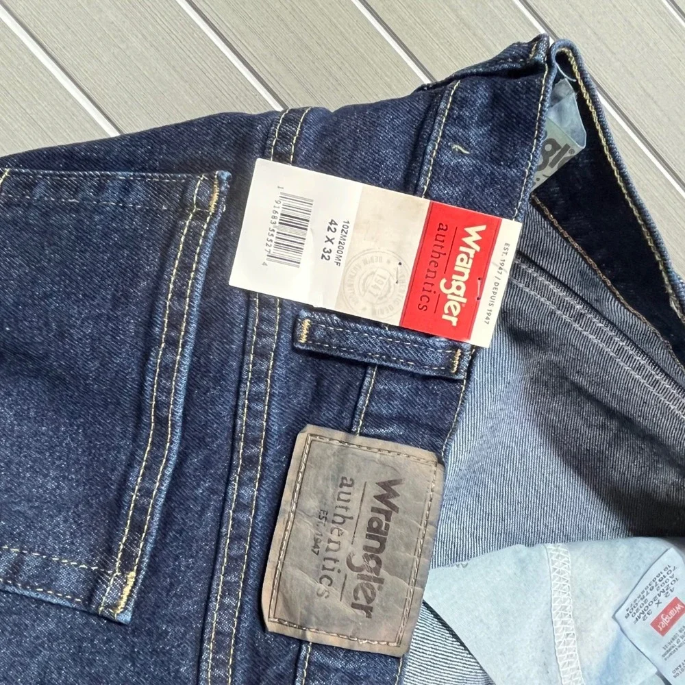 Wrangler Authentics Men's Dark Wash Straight Leg Denim Jeans Size 42x32‎